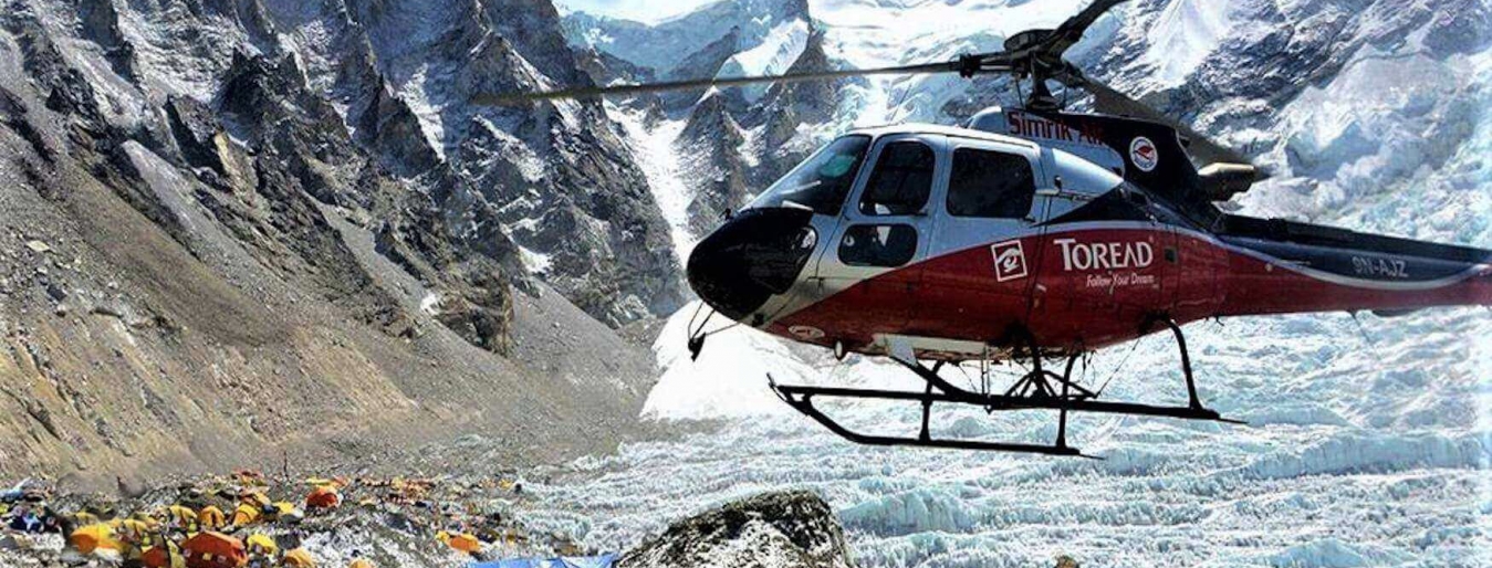 Everest chopper tour