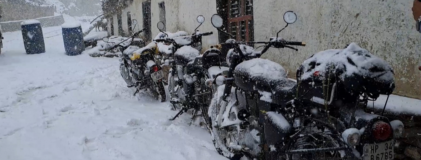 Royal Enfield tour to upper mustang