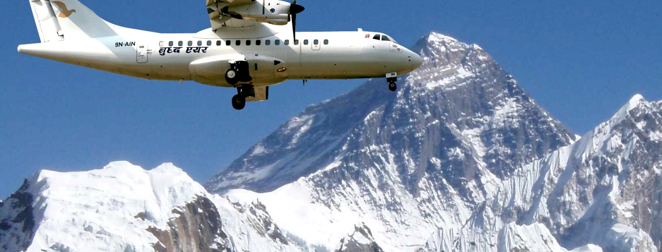 Everest mountain Flight